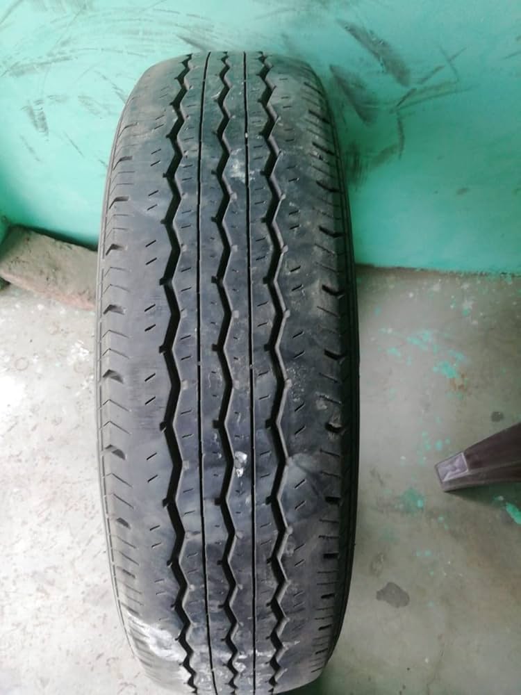 Used Car Tyre Set